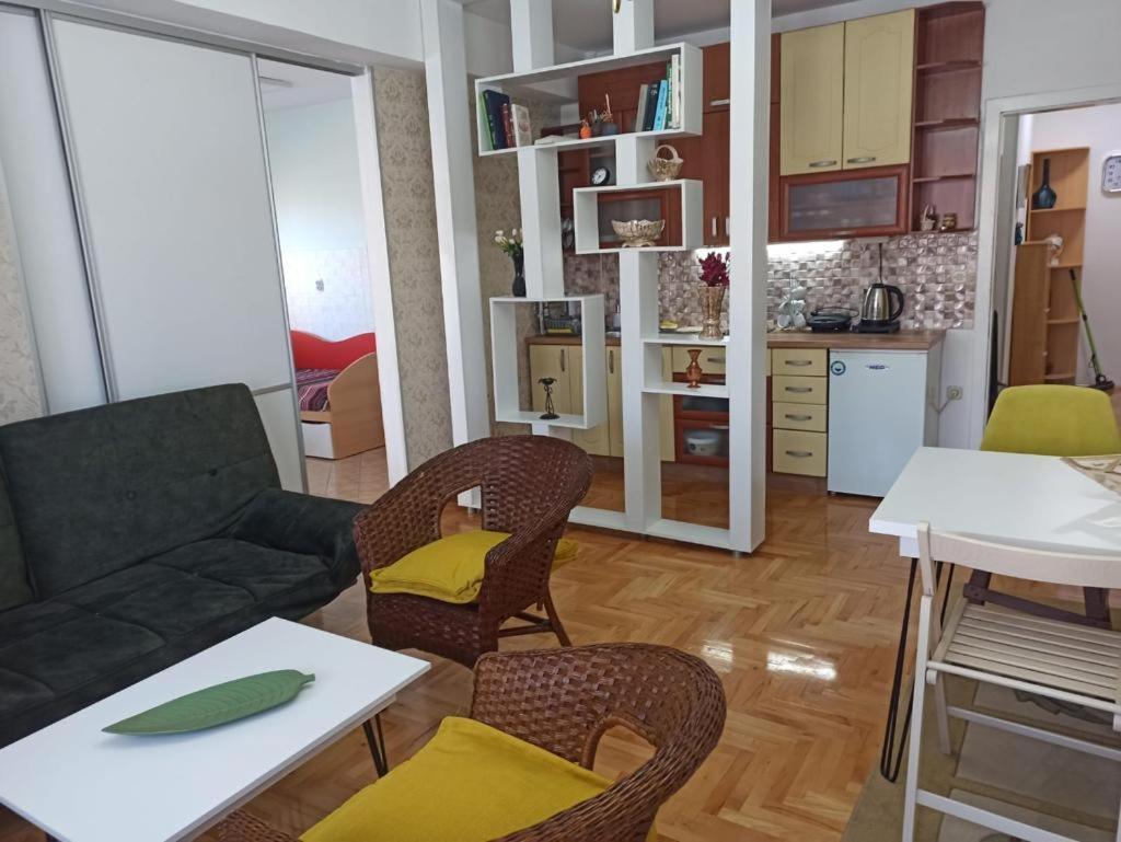 La Bella Apartments โอครีด ภายนอก รูปภาพ